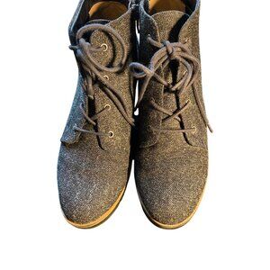 Zeta Womens Herringbone Ankle Boots Size 9M With Lace-Up & Side Zip Closure